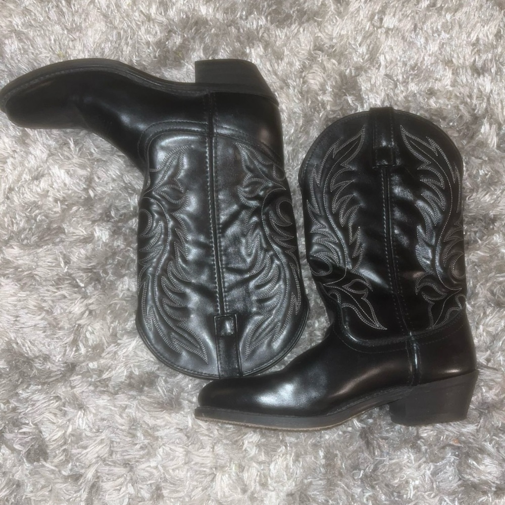 Laredo cowboy boots women size 8